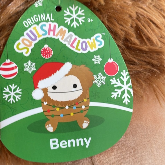 ⚡️NWT 12” Benny the Bigfoot with Santa Hat & Christmas Lights Squishmallow - Picture 4 of 5